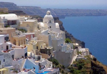 Vacanțele de 4 și 5 stele în Antalya, Rhodos și Santorini, cele mai cumpărate